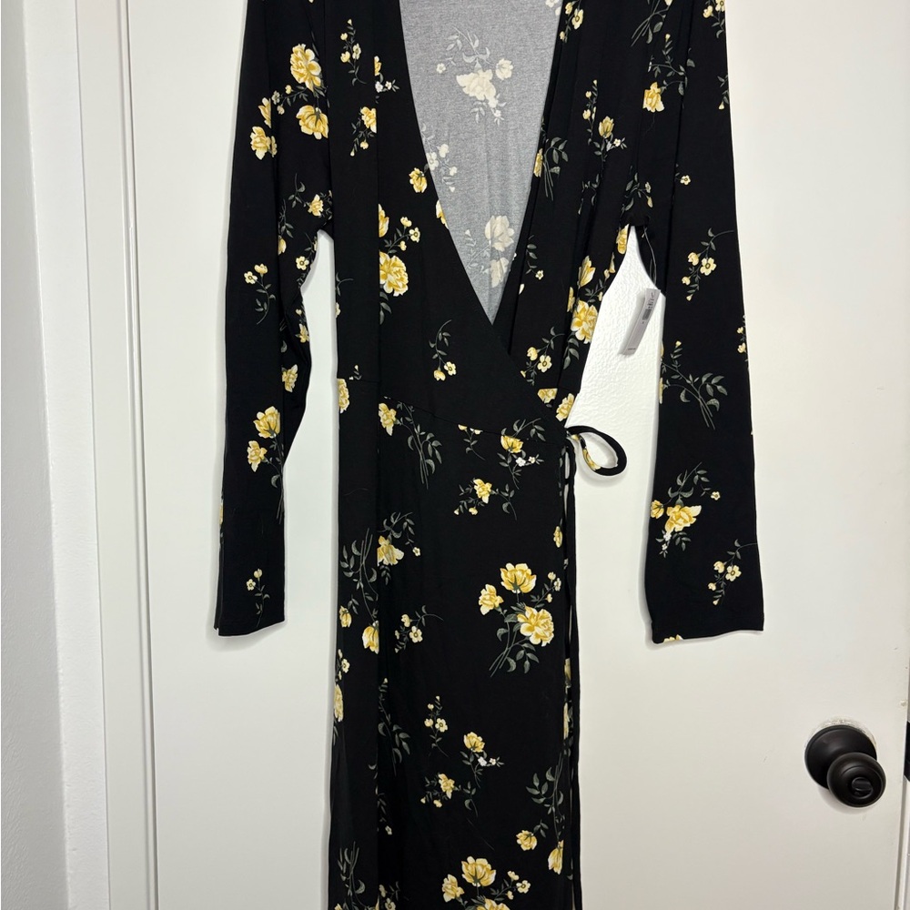 Old Navy Black and Yellow Floral Long Sleeve Dress